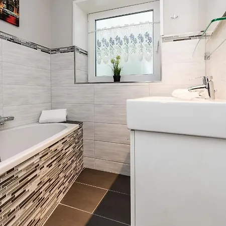 Fewo Wattblick - Steinum Apartman *